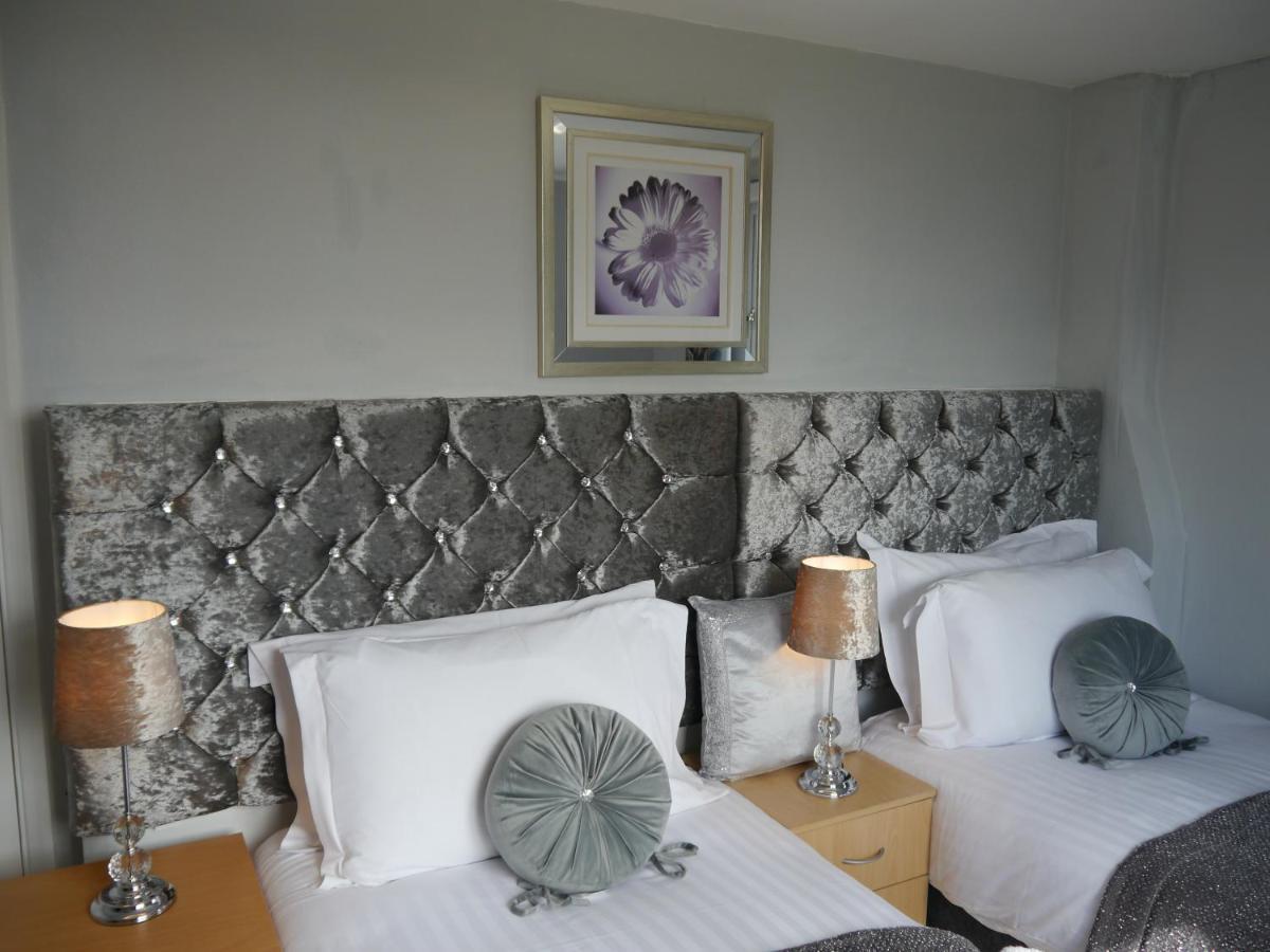 South View Country House Sleeps 12 - Hot Tub - Views Henley-in-Arden Екстериор снимка