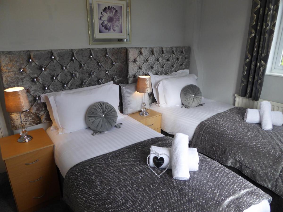 South View Country House Sleeps 12 - Hot Tub - Views Henley-in-Arden Екстериор снимка